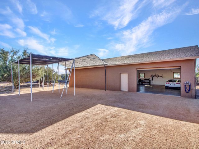 1703 E MADDOCK Road, Phoenix, AZ 85086