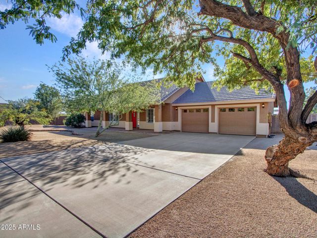 1703 E MADDOCK Road, Phoenix, AZ 85086
