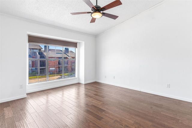 2732 Copper Creek Drive 201, Arlington, TX 76006