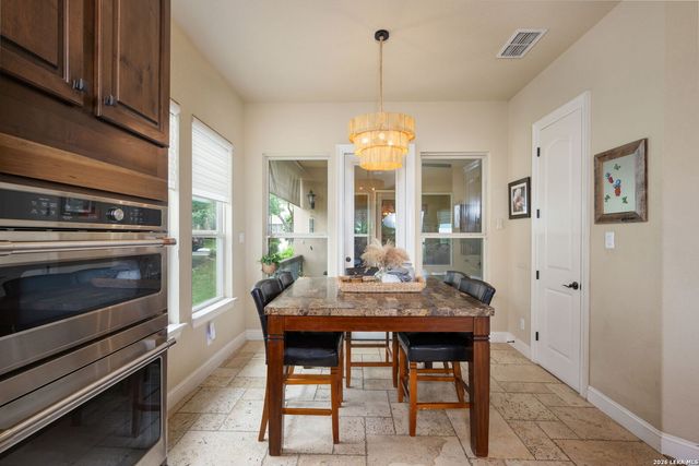 3102 Spider Lily, San Antonio, TX 78258