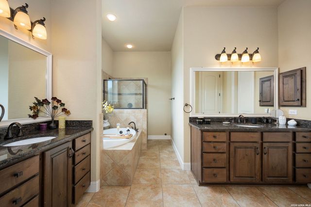 3102 Spider Lily, San Antonio, TX 78258