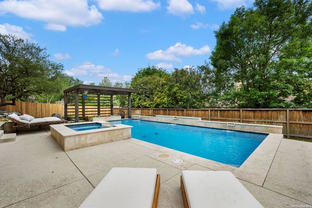 3102 Spider Lily, San Antonio, TX 78258
