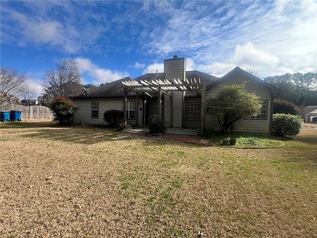 3313 Beech Hollow Court, Loganville, GA 30052