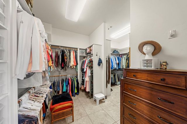 131 Bootlegger Lane, Kerrville, TX 78028