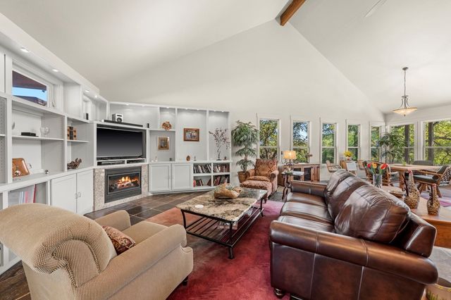 131 Bootlegger Lane, Kerrville, TX 78028
