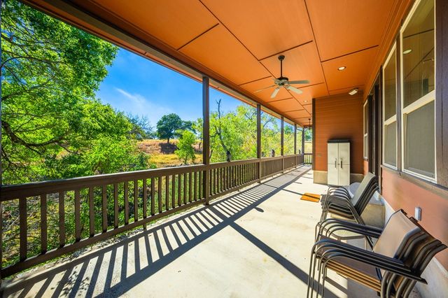 131 Bootlegger Lane, Kerrville, TX 78028