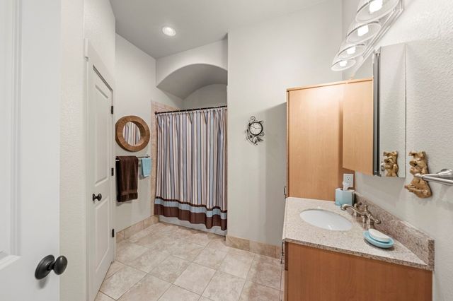 131 Bootlegger Lane, Kerrville, TX 78028