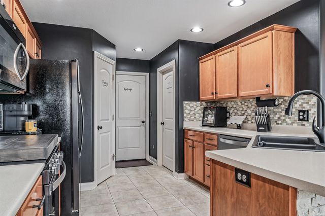 13227 Delano Cove, Fort Wayne, IN 46845