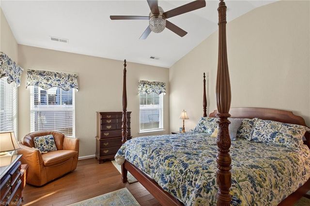 204 Bennetts Grove LN, Suffolk, VA 23435