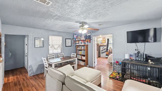 5716 San Jacinto Drive, Granbury, TX 76048