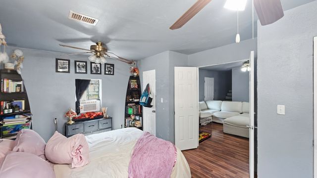 5716 San Jacinto Drive, Granbury, TX 76048