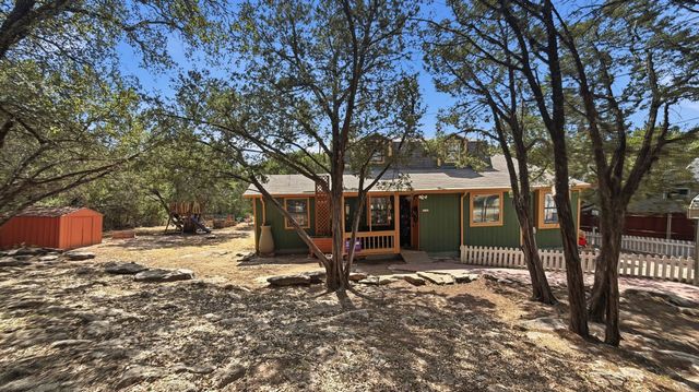 5716 San Jacinto Drive, Granbury, TX 76048