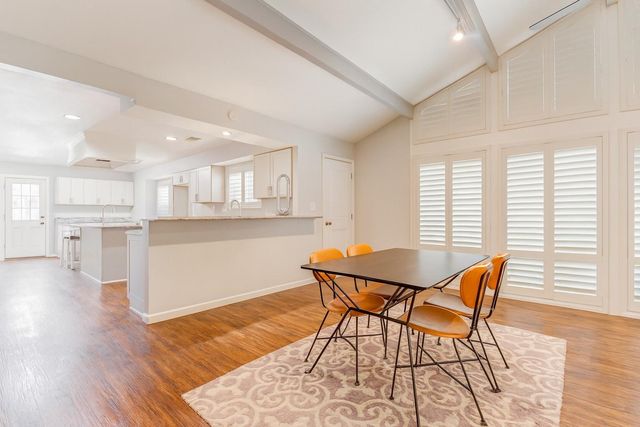 604 N Clear Creek Drive, Friendswood, TX 77546