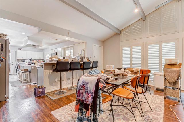 604 N Clear Creek Drive, Friendswood, TX 77546