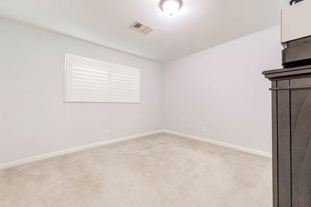 604 N Clear Creek Drive, Friendswood, TX 77546