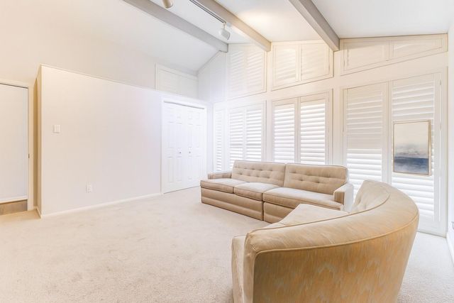 604 N Clear Creek Drive, Friendswood, TX 77546