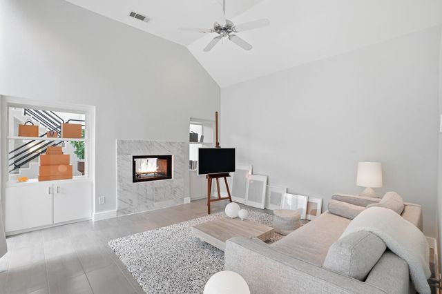 9123 Valley Chapel Lane, Dallas, TX 75220
