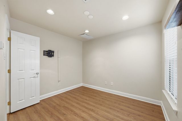 1020 Pavillion Street, Dallas, TX 75204