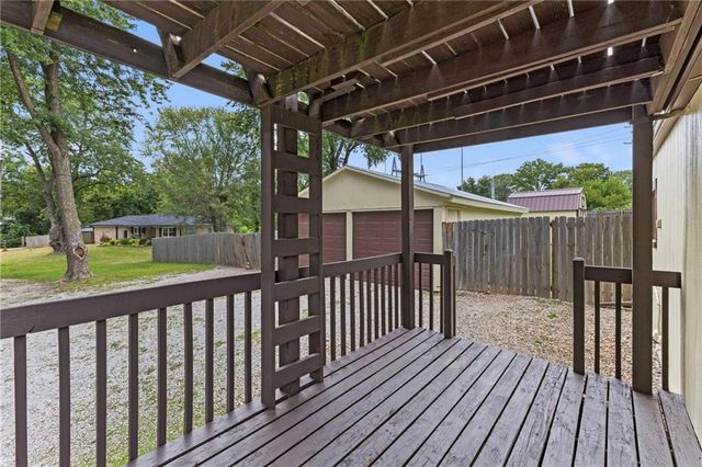 6322 Yecker Avenue, Kansas City, KS 66104