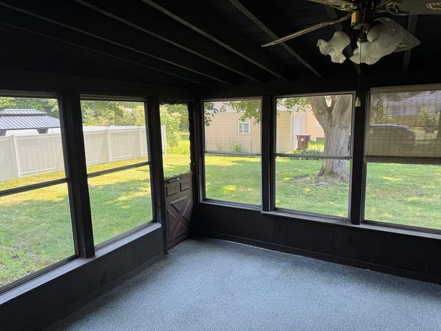 20 Pleasant St, Ludlow, MA 01056