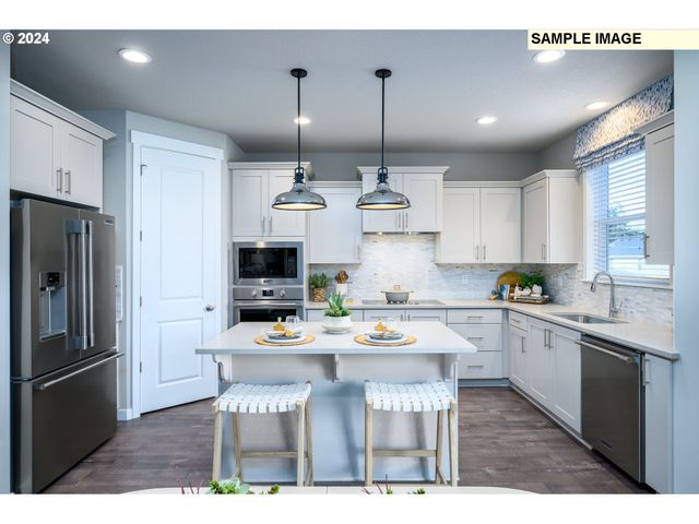 206 N 89TH Loop, Ridgefield, WA 98642