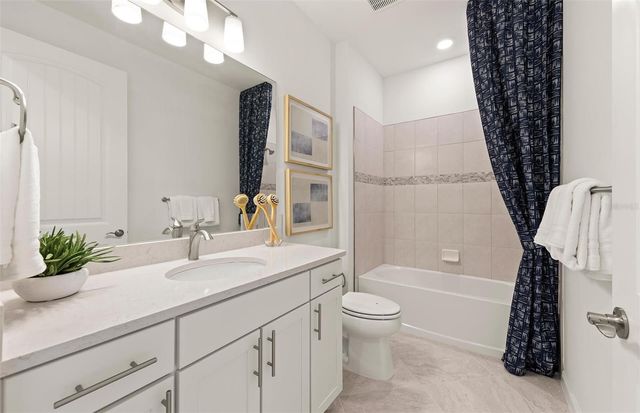 5011 COASTAL OAK COURT, Lakewood Ranch, FL 34211