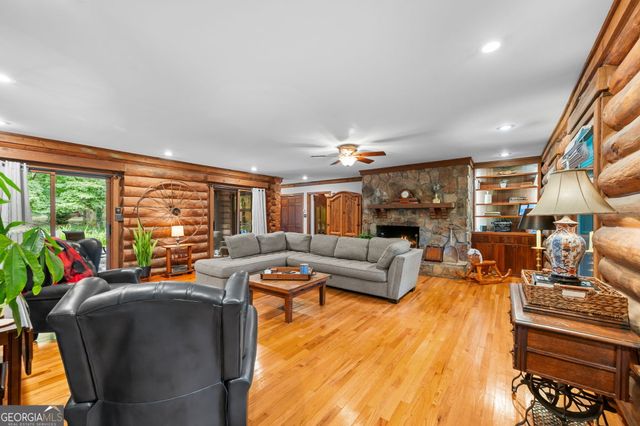 261 McIntosh Circle, Jackson, GA 30233