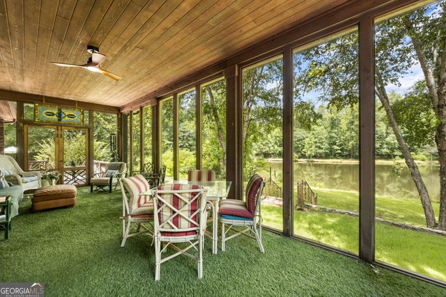 261 McIntosh Circle, Jackson, GA 30233