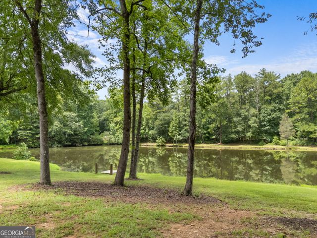 261 McIntosh Circle, Jackson, GA 30233