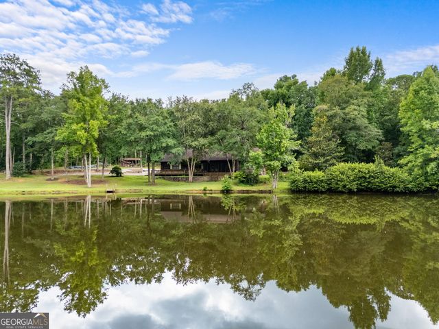 261 McIntosh Circle, Jackson, GA 30233