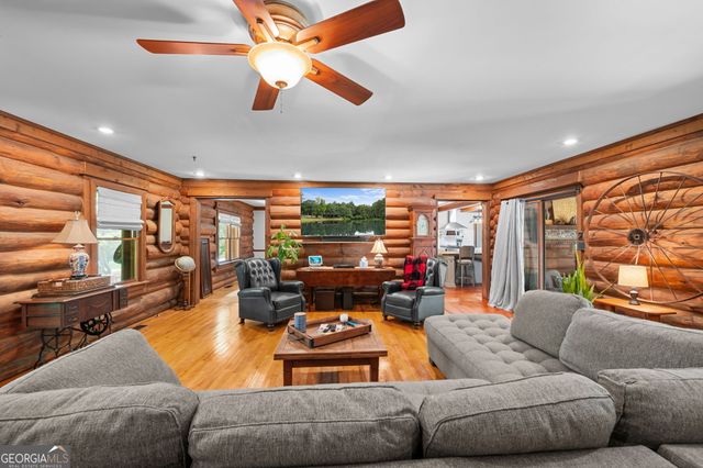 261 McIntosh Circle, Jackson, GA 30233