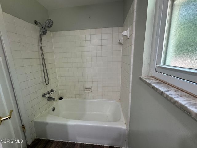 6350 Wedgewood Drive, Sylvania, OH 43560