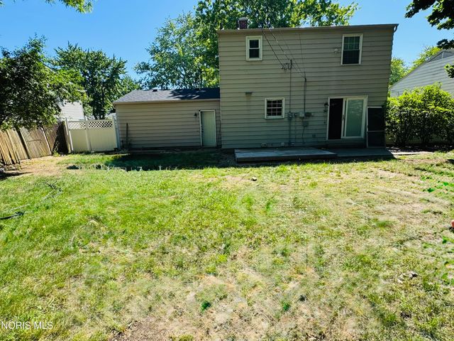 6350 Wedgewood Drive, Sylvania, OH 43560