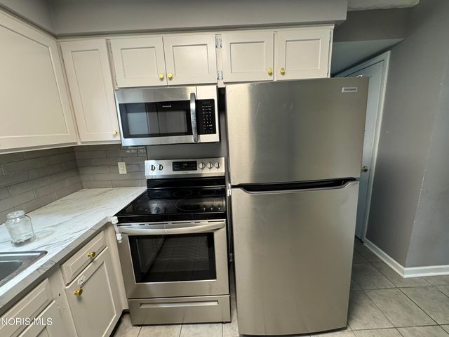 6350 Wedgewood Drive, Sylvania, OH 43560