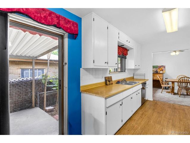 4465 Cody St, Wheat Ridge, CO 80033