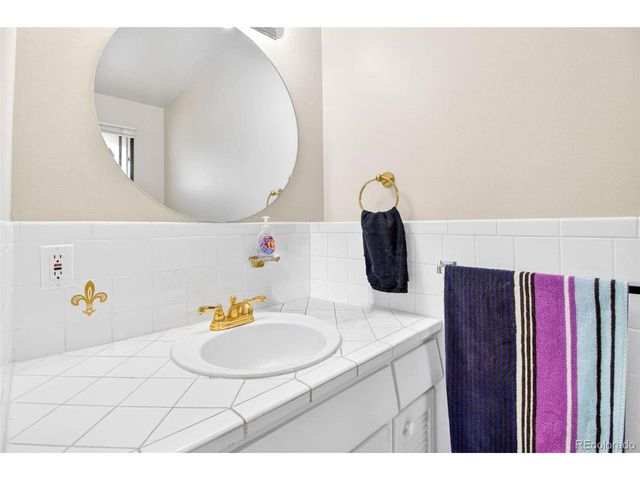 4465 Cody St, Wheat Ridge, CO 80033