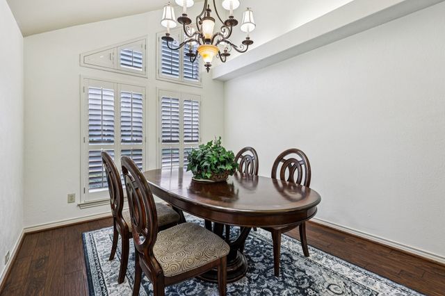 2517 Willowgate Lane, Carrollton, TX 75006