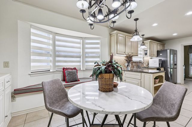 2517 Willowgate Lane, Carrollton, TX 75006