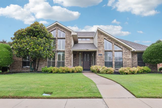 2517 Willowgate Lane, Carrollton, TX 75006