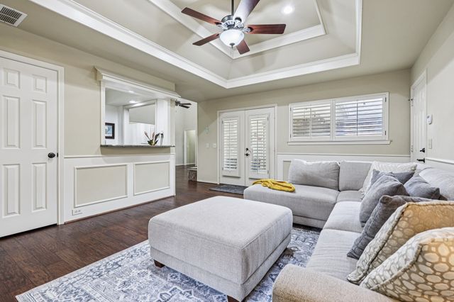 2517 Willowgate Lane, Carrollton, TX 75006
