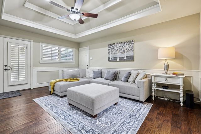 2517 Willowgate Lane, Carrollton, TX 75006