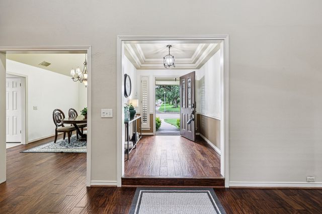 2517 Willowgate Lane, Carrollton, TX 75006