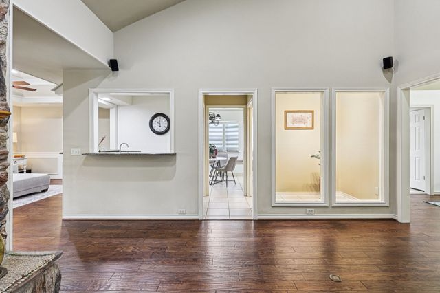 2517 Willowgate Lane, Carrollton, TX 75006