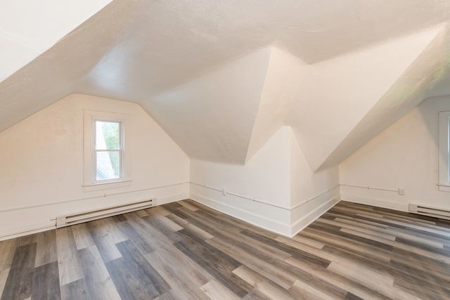 3020 Ezekiel Avenue, Zion, IL 60099