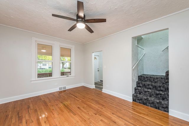 3020 Ezekiel Avenue, Zion, IL 60099