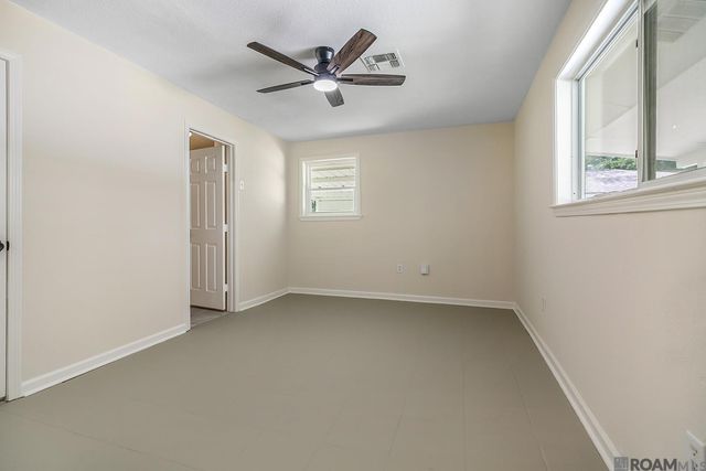9500 Dabney Dr, Denham Springs, LA 70726