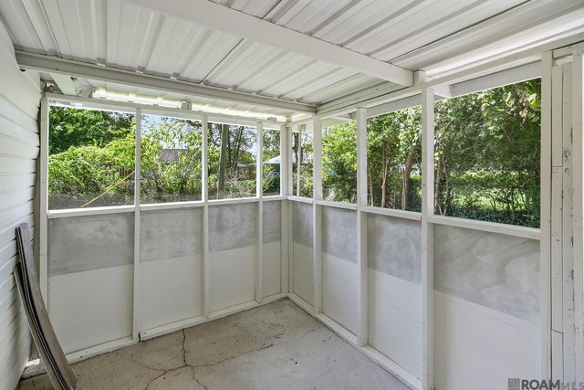 9500 Dabney Dr, Denham Springs, LA 70726