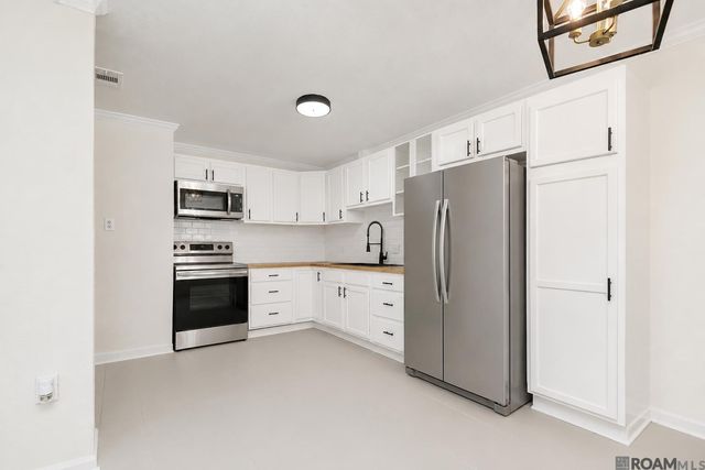 9500 Dabney Dr, Denham Springs, LA 70726