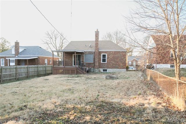 116 Lemay Gardens Drive, St Louis, MO 63125