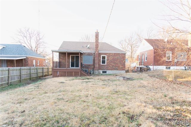 116 Lemay Gardens Drive, St Louis, MO 63125